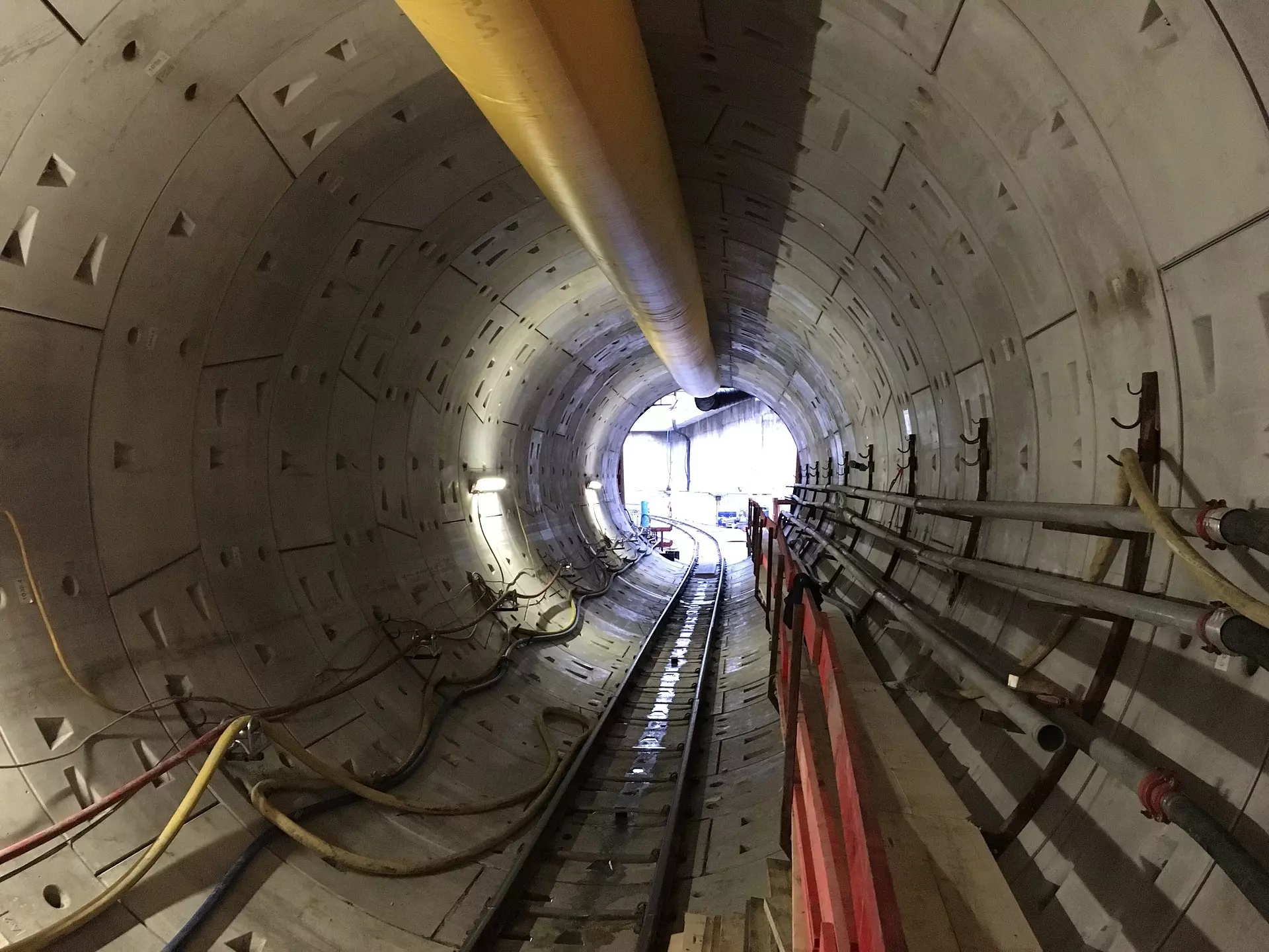 Die ersten Meter Tunnel sind gebaut