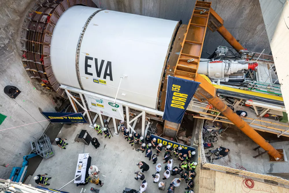 EVA ist betriebsbereit: Taufe der Tunnelvortriebsmaschine im Europaviertel